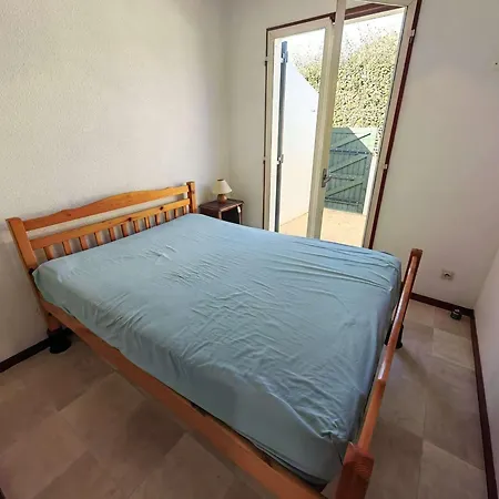 Mitoyenne Charmante Avec Piscine, 6 Pers., Parking Privatif - Fr-1-607-27 度假居 *